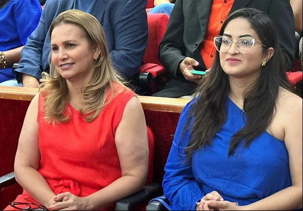 Prefeita Carmelita Castro e a Secretária Municipal do Turismo de São Raimundo Nonato, Isadora Menezes