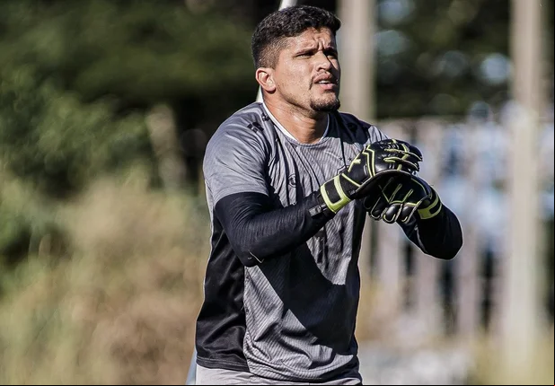 Careca, goleiro do Altos